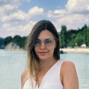 Алина