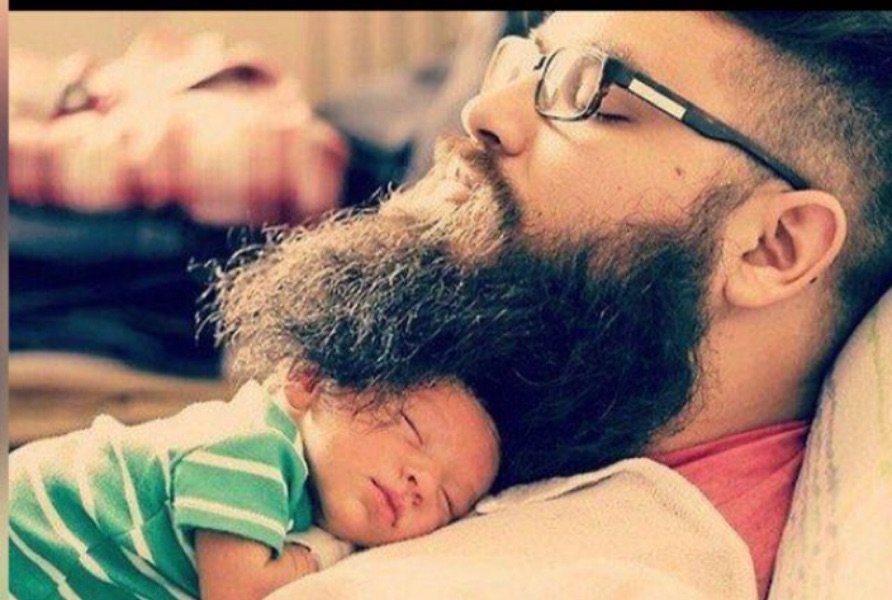 Ребенок с бородой