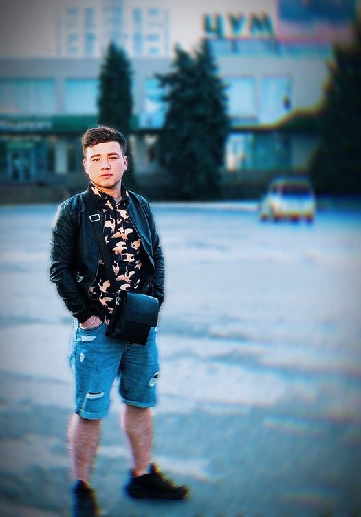 Нужна тима. Тима надпись. Тим зкд. Тим зкд прическа. Сталкер гайд.