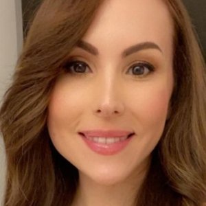 Дуда форнье. Люси дэвис гордость и предубеждение. Maria lucas. Maria lucas. Maria lucas.