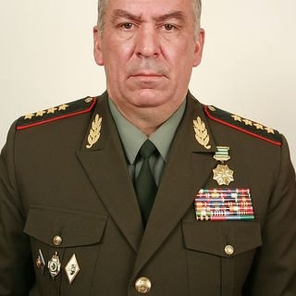 Сайт бывших военных. Генерал армии Климашин.