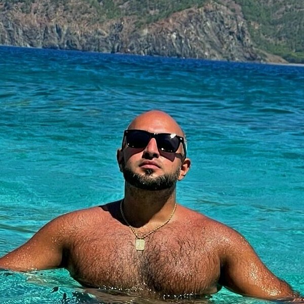 плейсмат мишка zara. особенная 32. особенная 101/1 ростов-на-дону. персонал улыбка 32. особенная 32.