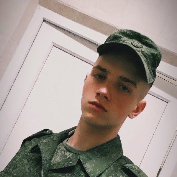 Леша 23. Леша 22 года.