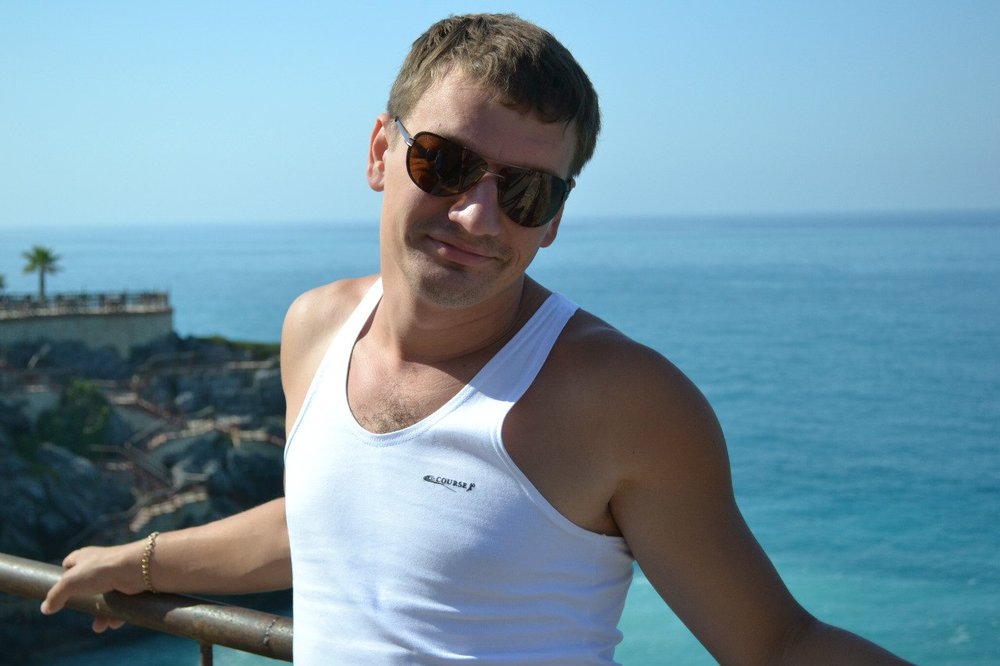 краснодарские мужчины. парни краснодара. вадим бородаков. фото парень краснодар. вадим винограй.