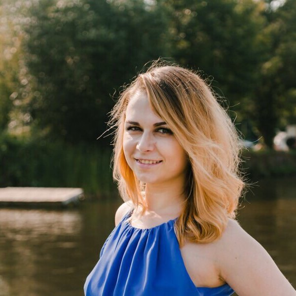Монтессори школа алиса воронеж. Барыш. Воронежский тюз алиса в стране чудес. Алиса в школе. Алиса воронежская область.